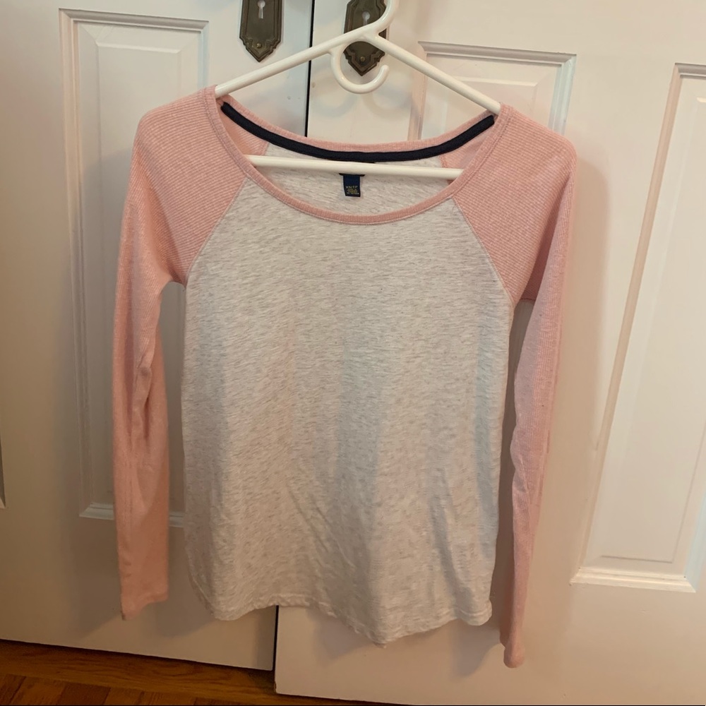 Women’s long sleeve